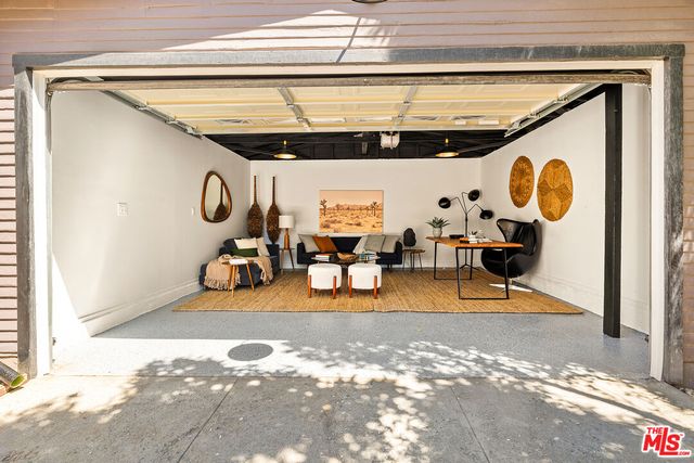 $2,650 | 2219 Oak Glen Place, Unit 1, Los Angeles, CA 90039