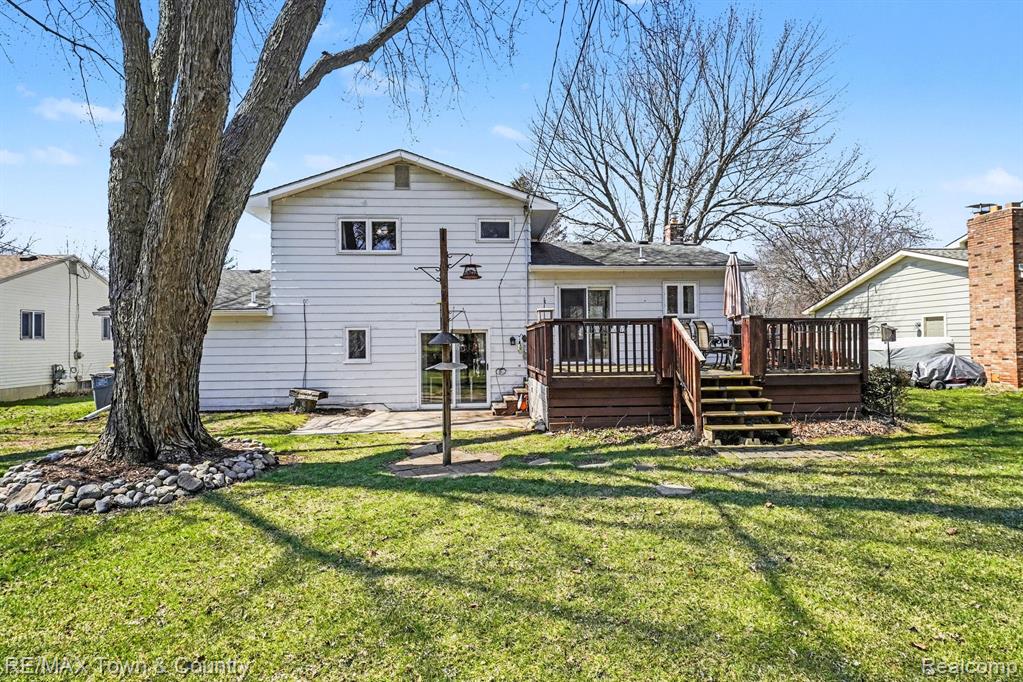 527 Spring Lane Flushing, MI 48433 - Photo 25 of 39