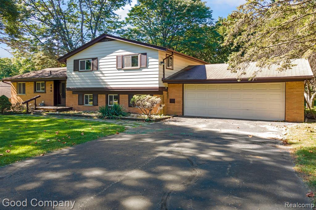 446 Rochdale Drive South Rochester Hills, MI 48309 - Photo 3 of 50