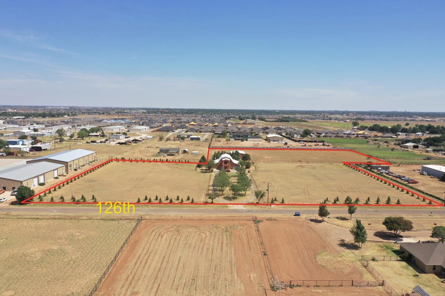 5520 126th Street Lubbock, TX 79424 - Photo 5 of 9 view of an ocean and building
