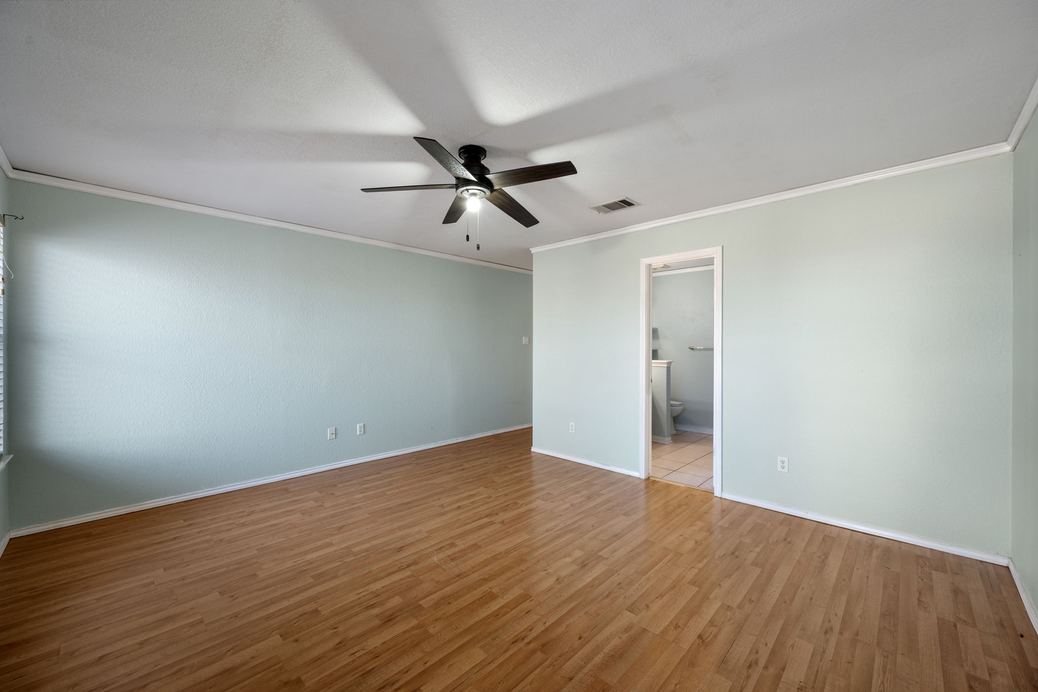 1402 Quicksilver Circle Round Rock, TX 78665 - Photo 20 of 39