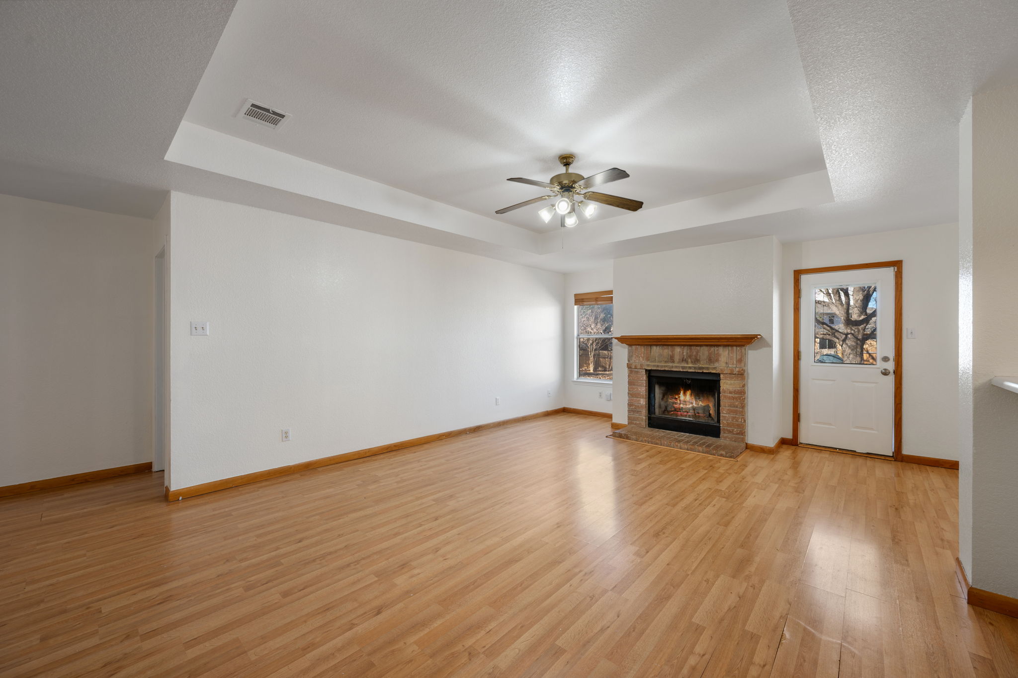 1402 Quicksilver Circle Round Rock, TX 78665 - Photo 9 of 39