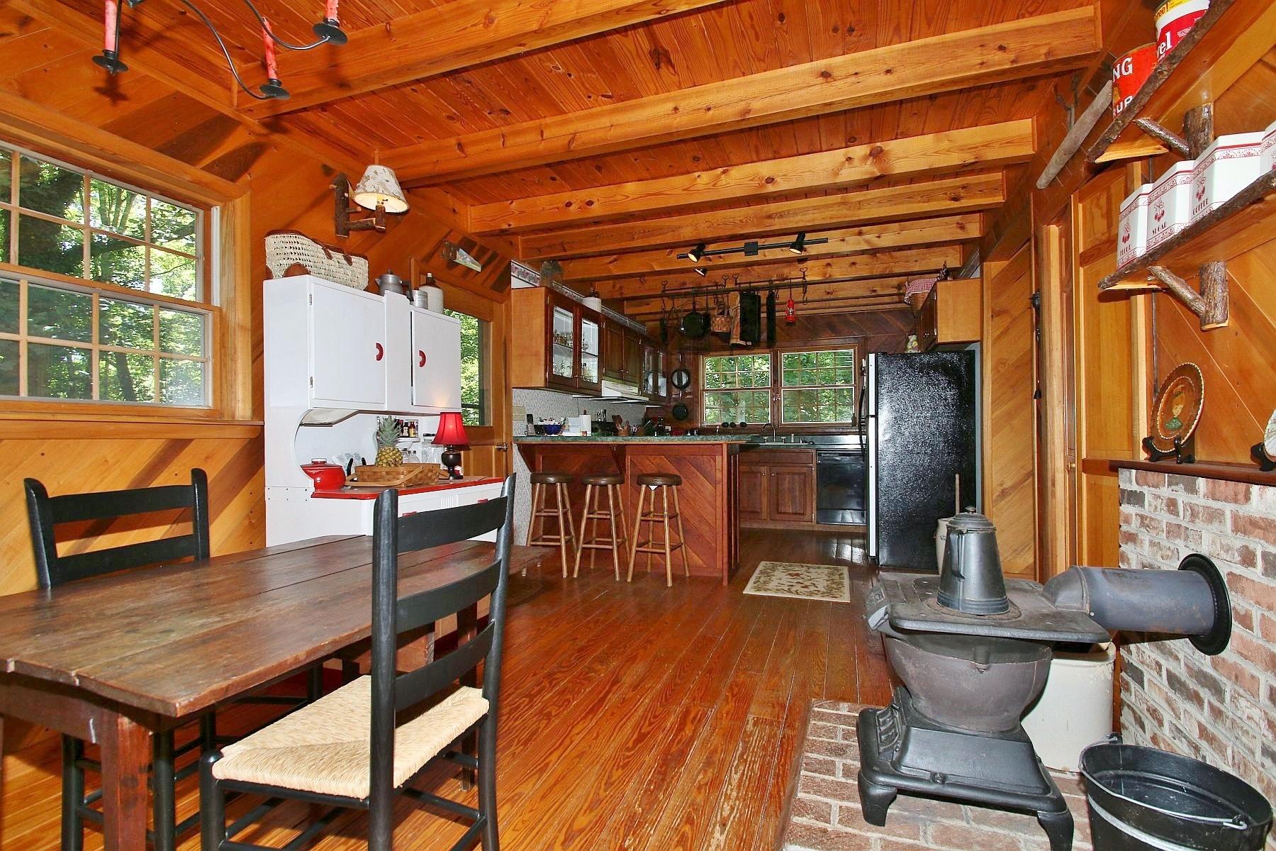 4050 Bonbrook Mill Road Boones Mill, VA 24065 - Photo 18 of 69 Dining/Kitchen