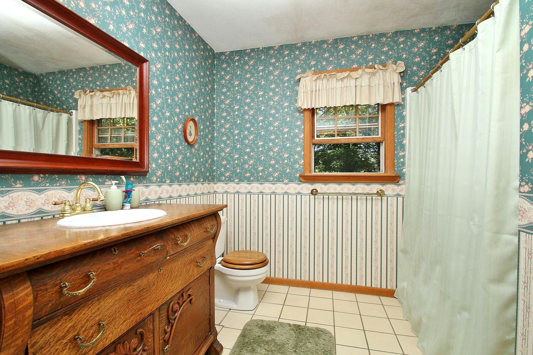 4050 Bonbrook Mill Road Boones Mill, VA 24065 - Photo 32 of 69 Full Bath 2