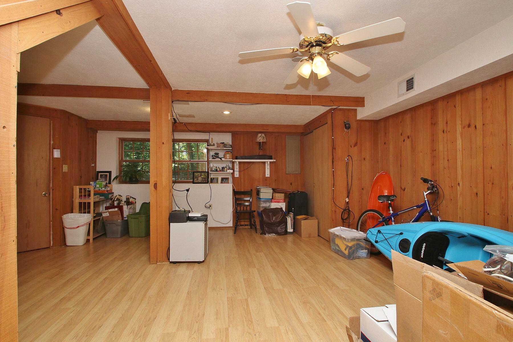 4050 Bonbrook Mill Road Boones Mill, VA 24065 - Photo 37 of 69 Family Room