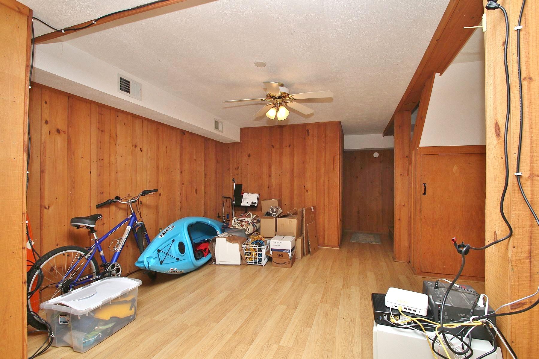 4050 Bonbrook Mill Road Boones Mill, VA 24065 - Photo 39 of 69 Family Room