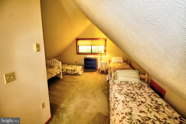 $339,000 | 198 Hood's Point Road, Basye, VA 22810