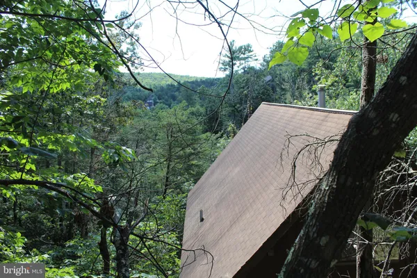 $339,000 | 198 Hood's Point Road, Basye, VA 22810