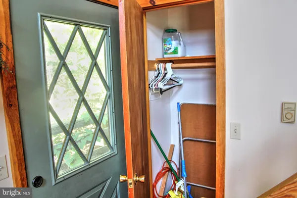 $339,000 | 198 Hood's Point Road, Basye, VA 22810