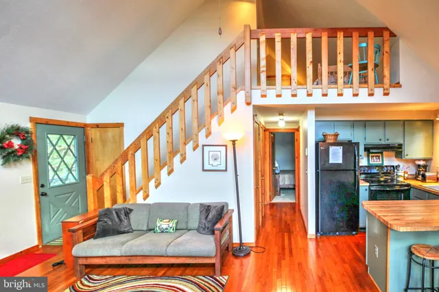 $339,000 | 198 Hood's Point Road, Basye, VA 22810