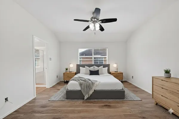 $1,900 | 16623 Newglen Lane, Houston, TX 77084