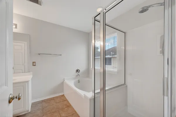 $1,900 | 16623 Newglen Lane, Houston, TX 77084