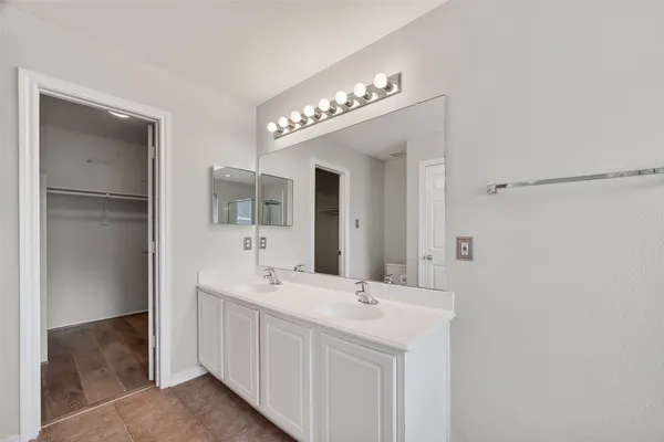 $1,900 | 16623 Newglen Lane, Houston, TX 77084