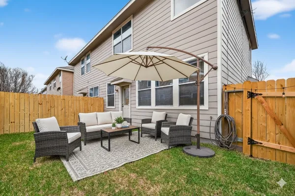 $1,900 | 16623 Newglen Lane, Houston, TX 77084