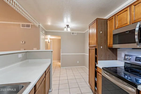 $1,450 | 1942 South Emerson, Unit 110, Mesa, AZ 85210