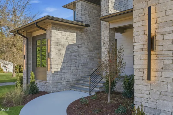 $2,390,000 | 403 Carolyn Court, Cary, NC 27511