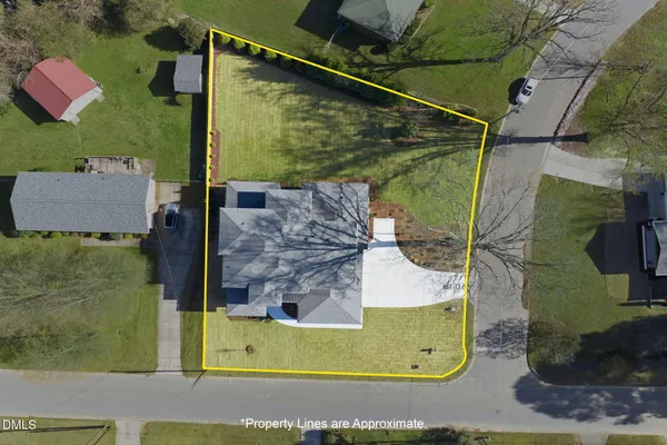 $2,390,000 | 403 Carolyn Court, Cary, NC 27511