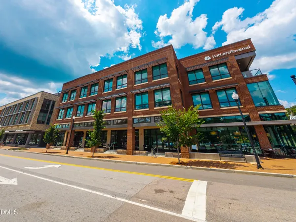 $2,390,000 | 403 Carolyn Court, Cary, NC 27511