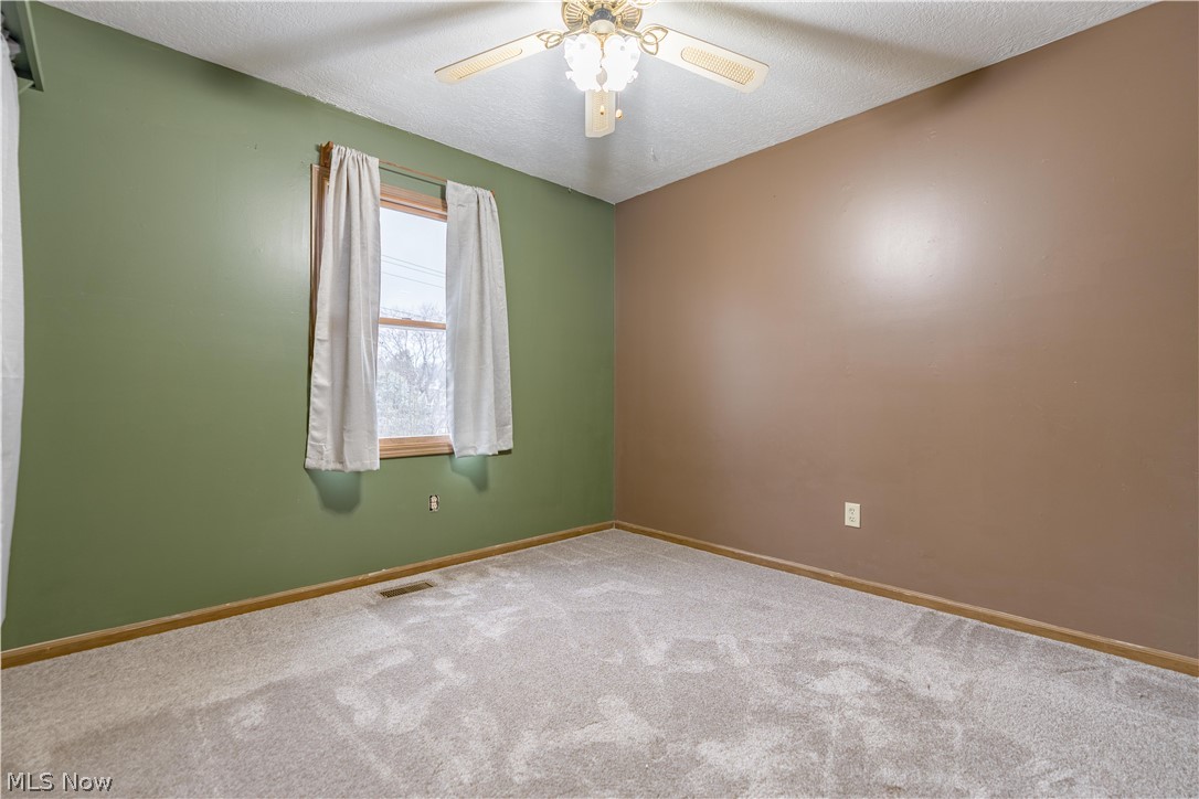 701 West Line Street Minerva, OH 44657 - Photo 24 of 37
