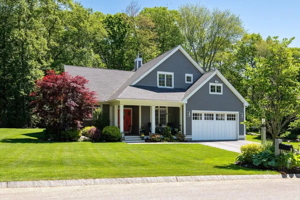 $1,395,000 | 1 McCarron Drive, Hampton, NH 03842