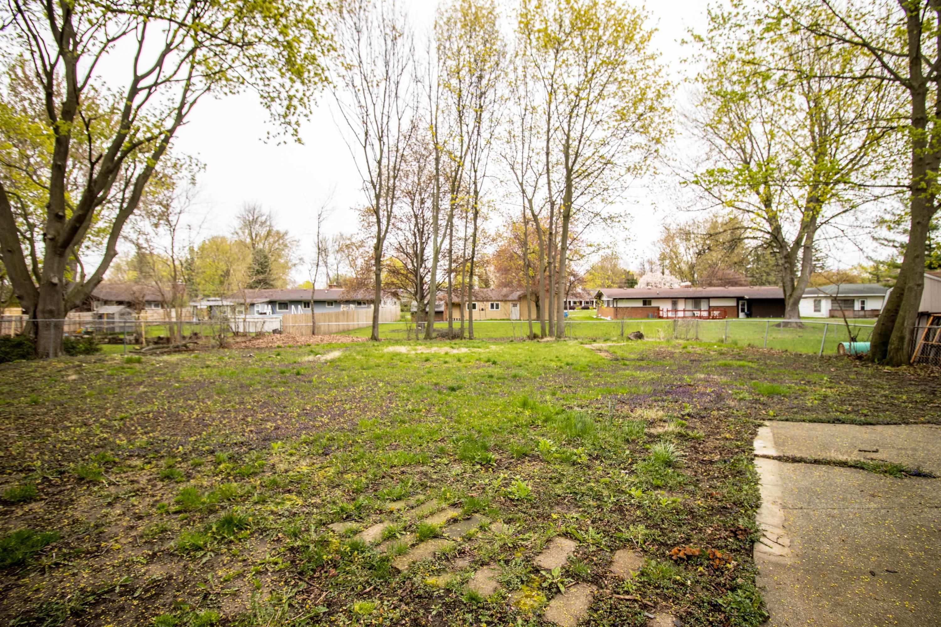 3495 Williamson Road Saginaw, MI 48601 - Photo 34 of 37 50100597-33.JPG