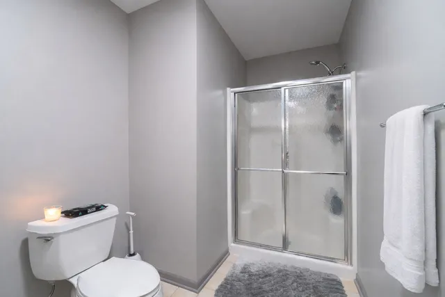 $349,900 | 100 Bokelman Street, Unit 325, Roselle, IL 60172