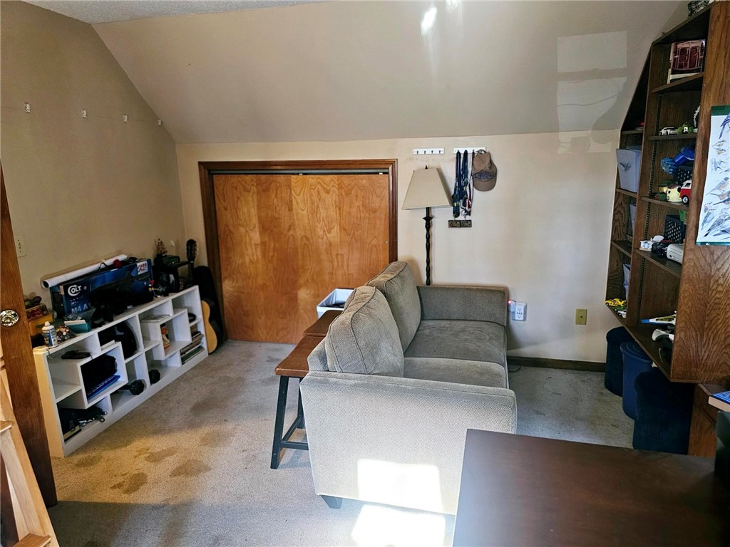 18 Brookside Road Westerly, RI 02891 - Photo 16 of 23