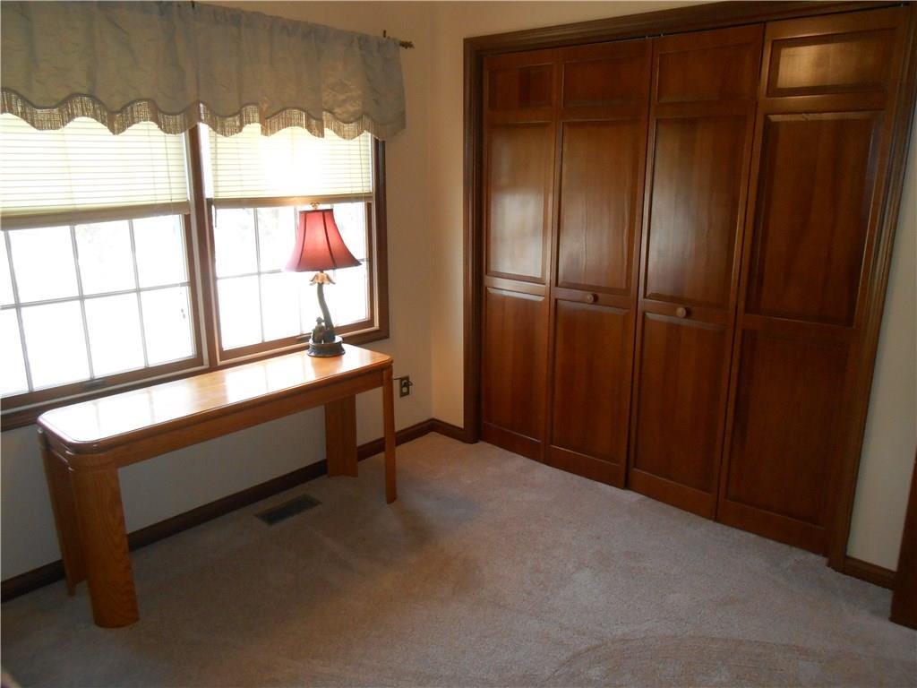 1084 Kingsgate Road Springfield, OH 45503 - Photo 21 of 44