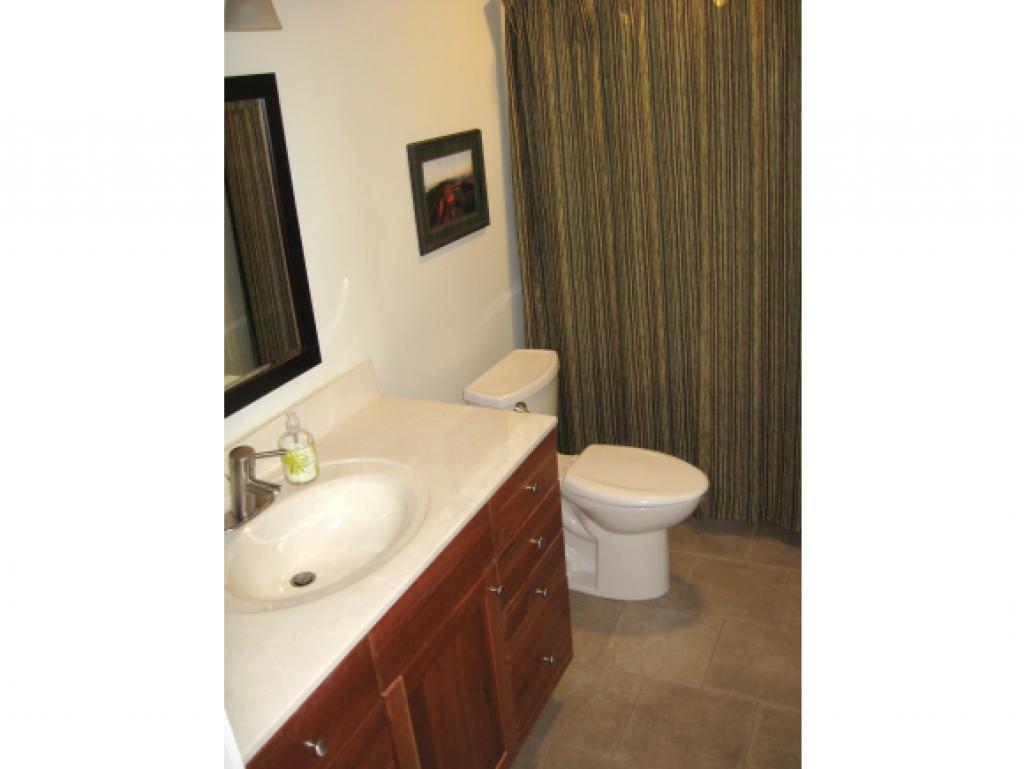 97 West Hill Road, Unit 1 Stowe, VT 05672 - Photo 5 of 12 Gallery Image 5