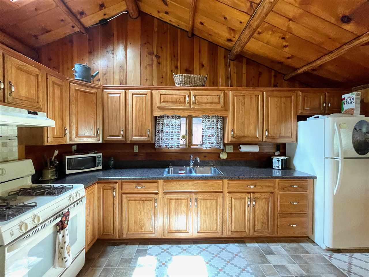 1635 Riverside Drive Gladwin, MI 48624 - Photo 17 of 51