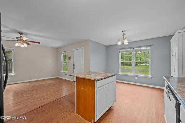 $1,550 | 1624 Hargett Street, Jacksonville, NC 28540