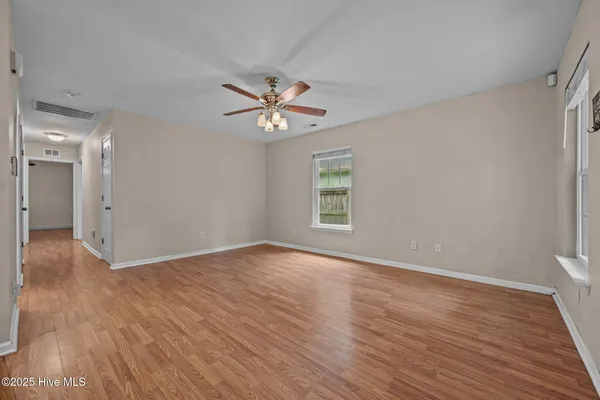 $1,550 | 1624 Hargett Street, Jacksonville, NC 28540