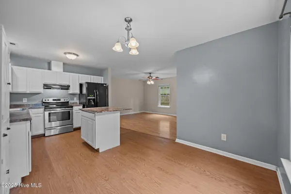 $1,550 | 1624 Hargett Street, Jacksonville, NC 28540