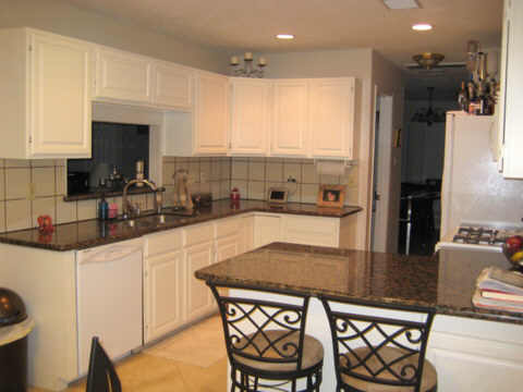 1215 Mabry Mill Road Houston, TX 77062 - Photo 3 of 16 KITCHEN