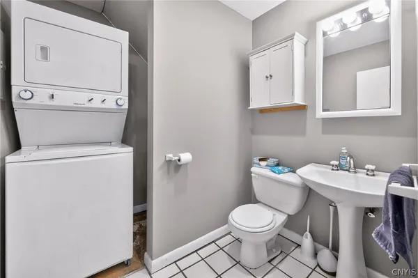 $249,900 | 912 Mildred Avenue, Unit 910, Utica, NY 13502