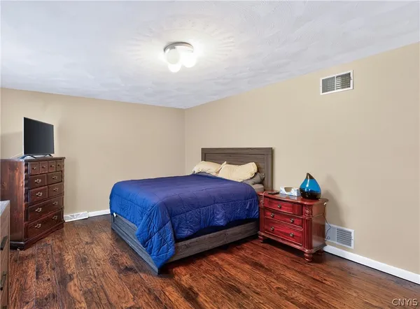 $249,900 | 912 Mildred Avenue, Unit 910, Utica, NY 13502