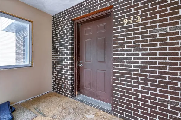 $249,900 | 912 Mildred Avenue, Unit 910, Utica, NY 13502