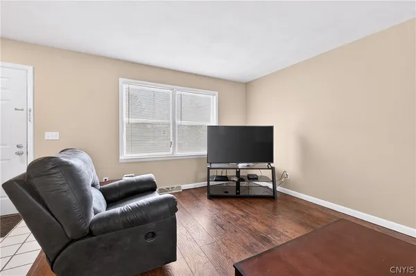 $249,900 | 912 Mildred Avenue, Unit 910, Utica, NY 13502