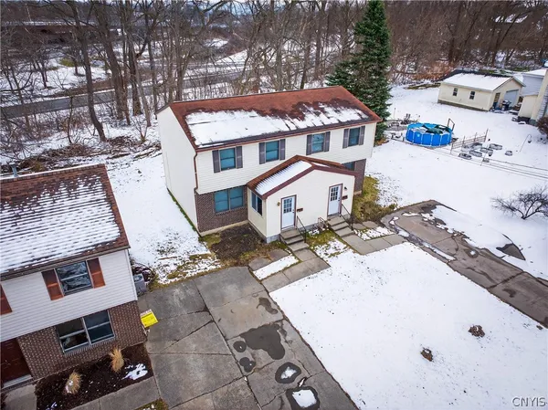 $249,900 | 912 Mildred Avenue, Unit 910, Utica, NY 13502