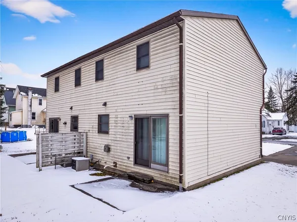 $249,900 | 912 Mildred Avenue, Unit 910, Utica, NY 13502