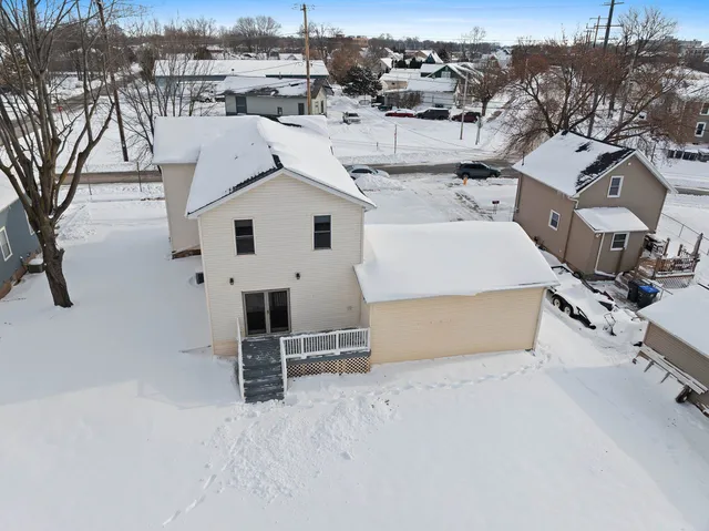 $319,900 | 210 River Street, Neenah, WI 54956