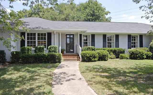 4 Isbell Court Greenville, SC 29607 - Photo 3 of 25 Gallery Image 3