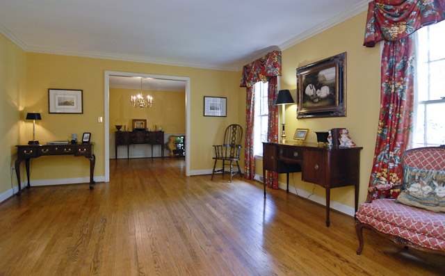 4 Isbell Court Greenville, SC 29607 - Photo 7 of 25 Gallery Image 7