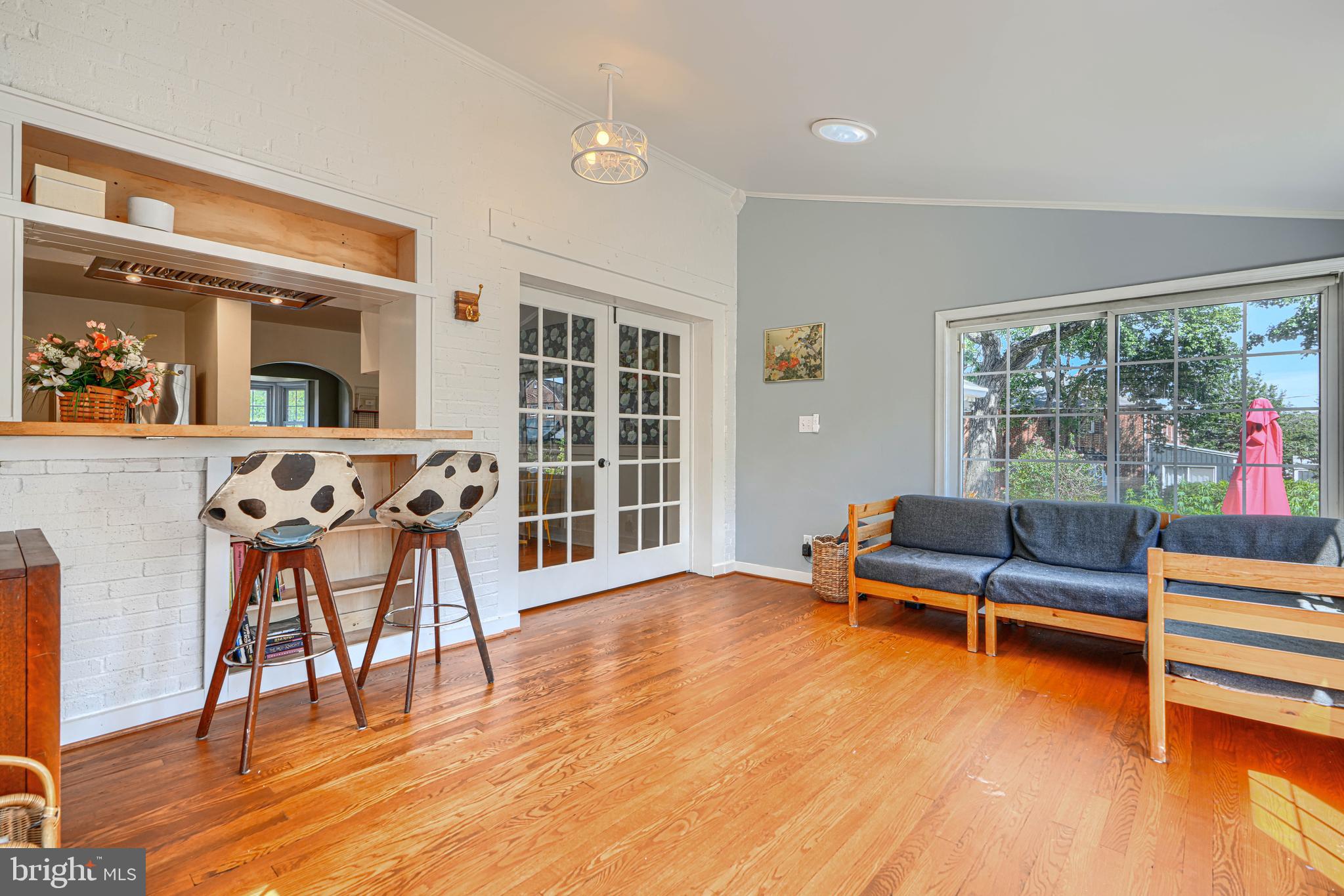 1627 Aberdeen Road Towson, MD 21286 - Photo 23 of 65 Vaulted ceiling