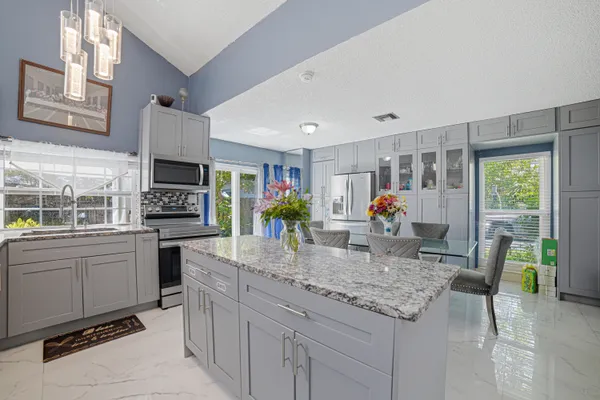 $573,000 | 3517 Northwest 73rd Way, Coral Springs, FL 33065