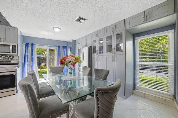 $573,000 | 3517 Northwest 73rd Way, Coral Springs, FL 33065