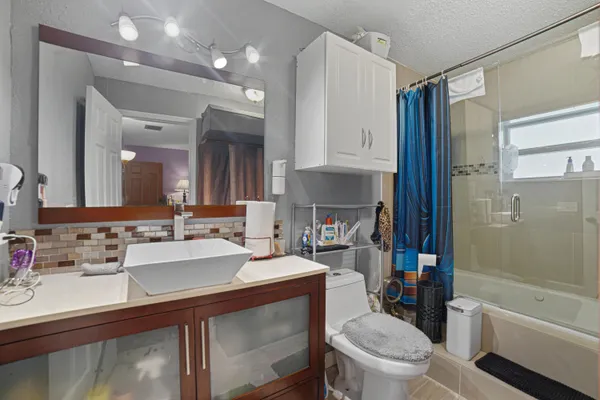 $573,000 | 3517 Northwest 73rd Way, Coral Springs, FL 33065