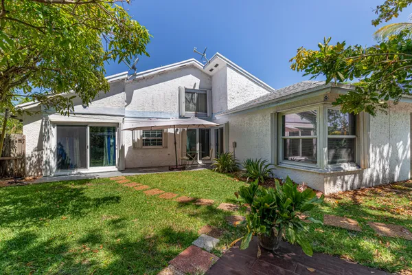 $573,000 | 3517 Northwest 73rd Way, Coral Springs, FL 33065