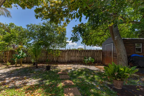 $573,000 | 3517 Northwest 73rd Way, Coral Springs, FL 33065
