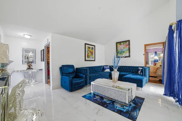 $573,000 | 3517 Northwest 73rd Way, Coral Springs, FL 33065